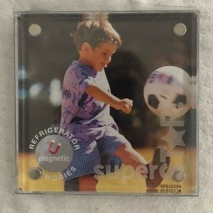 NWT Hallmark Magnet Frame